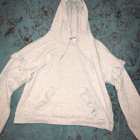 SLIGHTLY CROPPED GREY RUFFLE HOODIE - Picture 2 of 4